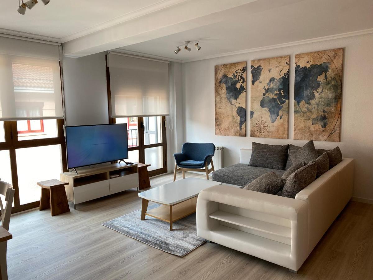 Precioso Apartamento A Estrenar En El Centro De Ezcaray 6-8 Pax المظهر الخارجي الصورة